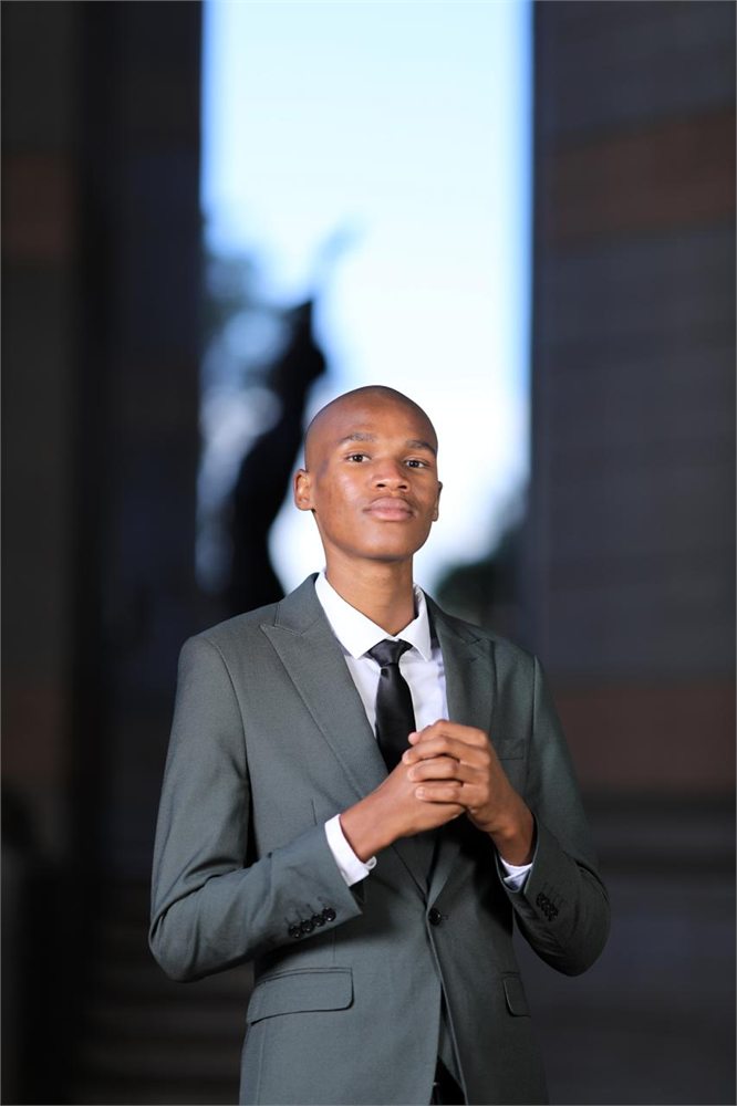 Lungisa Makhosi